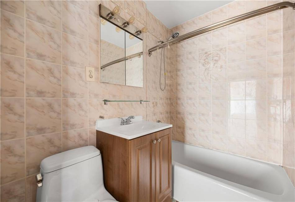 3901 Nostrand Avenue, Brooklyn, New York 11235, 1 Bedroom Bedrooms, ,1 BathroomBathrooms,Residential,For Sale,Nostrand,488150