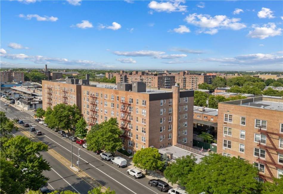 3901 Nostrand Avenue, Brooklyn, New York 11235, 1 Bedroom Bedrooms, ,1 BathroomBathrooms,Residential,For Sale,Nostrand,488150