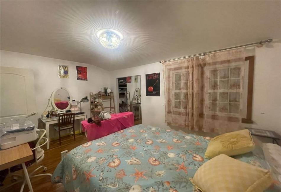 24 Purdue Court, Staten Island, New York 10314, 4 Bedrooms Bedrooms, ,3 BathroomsBathrooms,Rental,For Sale,Purdue,488164