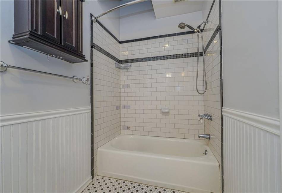 464 73rd Street, Brooklyn, New York 11209, 5 Bedrooms Bedrooms, ,3 BathroomsBathrooms,Residential,For Sale,73rd,488168