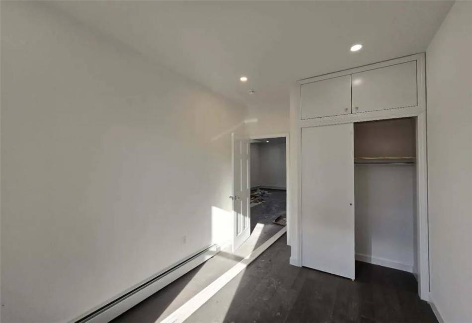 2062 Bath Avenue, Brooklyn, New York 11214, 3 Bedrooms Bedrooms, ,2 BathroomsBathrooms,Rental,For Sale,Bath,488192