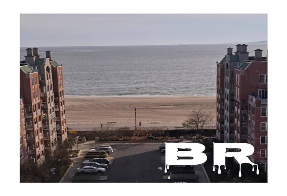 65 Oceana Drive, Brooklyn, New York 11235, 3 Bedrooms Bedrooms, ,3 BathroomsBathrooms,Residential,For Sale,Oceana,488204