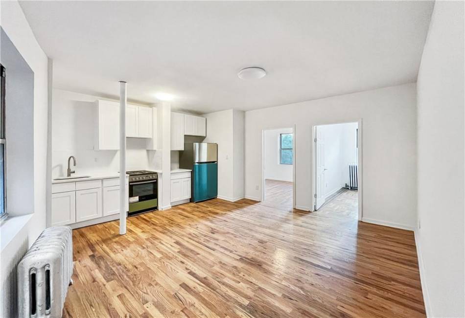 377 Argyle Road, Brooklyn, New York 11218, 2 Bedrooms Bedrooms, ,1 BathroomBathrooms,Rental,For Sale,Argyle,488211