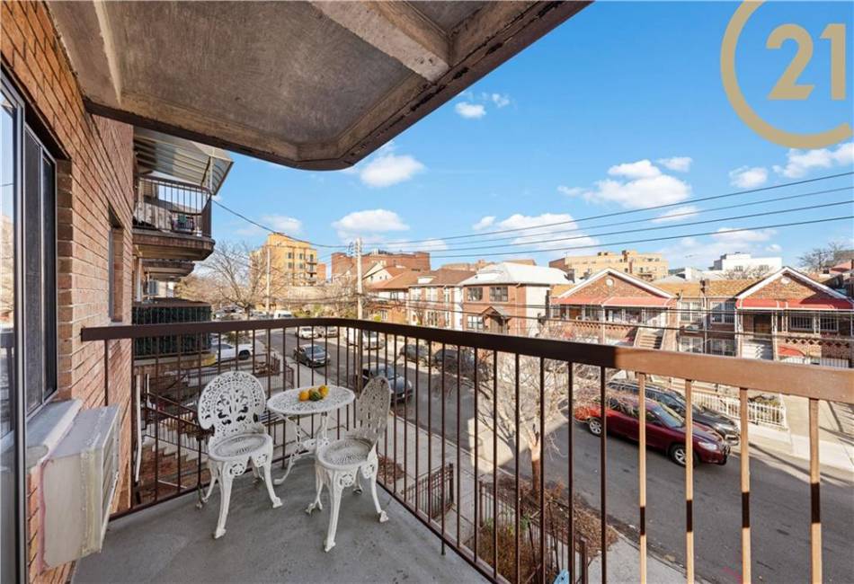 2246 79th St Street, Brooklyn, New York 11214, 8 Bedrooms Bedrooms, ,5 BathroomsBathrooms,Residential,For Sale,79th St,488217