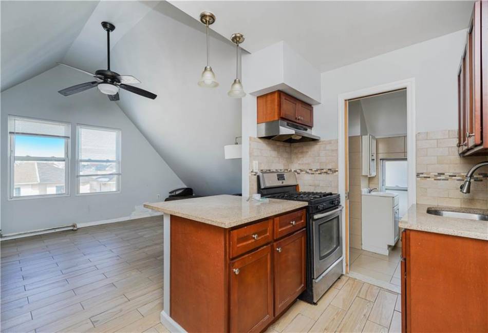 1364 77th Street, Brooklyn, New York 11228, 5 Bedrooms Bedrooms, ,4 BathroomsBathrooms,Residential,For Sale,77th,488200