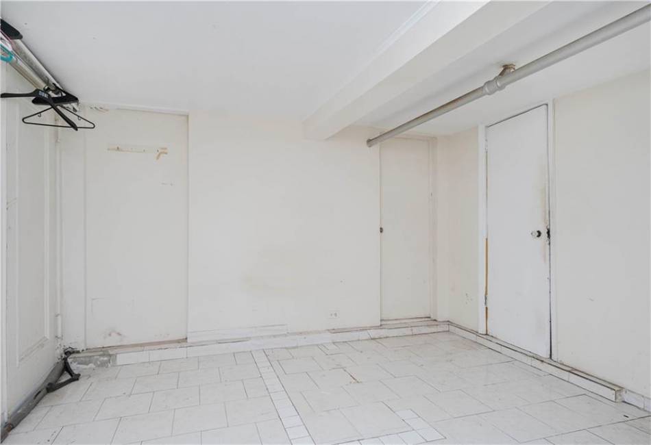 1364 77th Street, Brooklyn, New York 11228, 5 Bedrooms Bedrooms, ,4 BathroomsBathrooms,Residential,For Sale,77th,488200