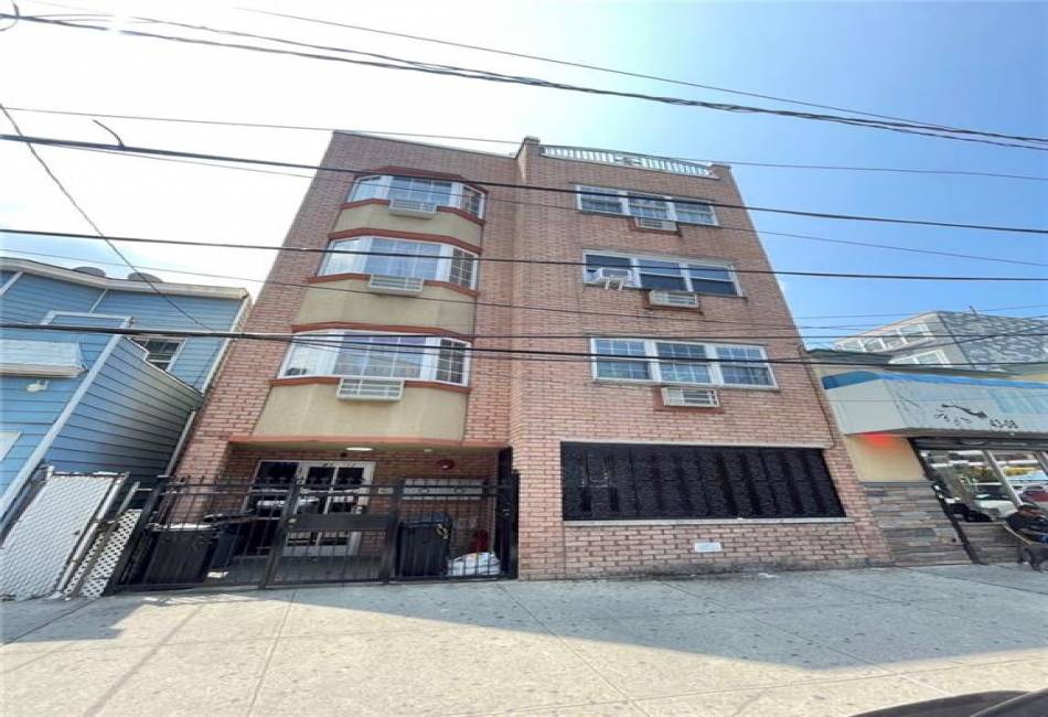 43-12 104th Street, Corona, New York 11368, 7 Bedrooms Bedrooms, ,8 BathroomsBathrooms,Residential,For Sale,104th,488233