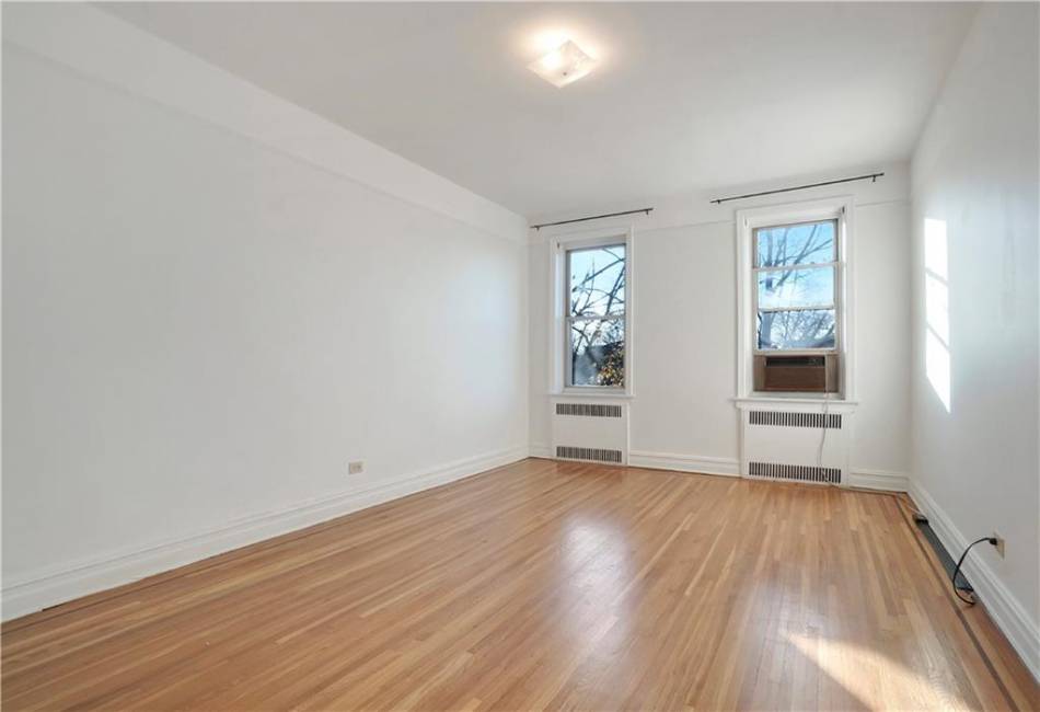 1560 18th Street, Brooklyn, New York 11230, 2 Bedrooms Bedrooms, ,1 BathroomBathrooms,Residential,For Sale,18th,488238