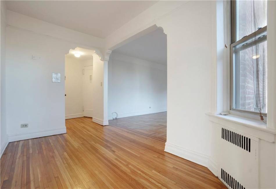 1560 18th Street, Brooklyn, New York 11230, 2 Bedrooms Bedrooms, ,1 BathroomBathrooms,Residential,For Sale,18th,488238