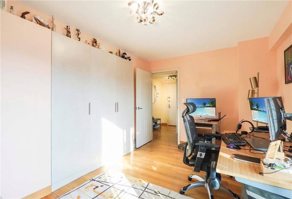 3015 Brighton 6th Street, Brooklyn, New York 11235, 3 Bedrooms Bedrooms, ,2 BathroomsBathrooms,Residential,For Sale,Brighton 6th,488246