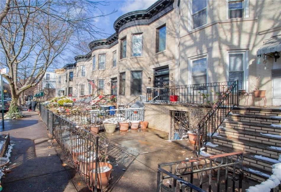 525 76th Street, Brooklyn, New York 11209, 5 Bedrooms Bedrooms, ,2 BathroomsBathrooms,Residential,For Sale,76th,488279