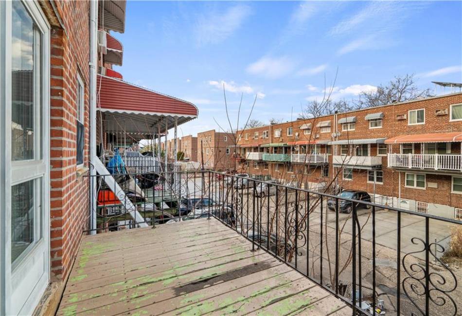 2081 53rd Place, Brooklyn, New York 11234, 7 Bedrooms Bedrooms, ,5 BathroomsBathrooms,Residential,For Sale,53rd,488281