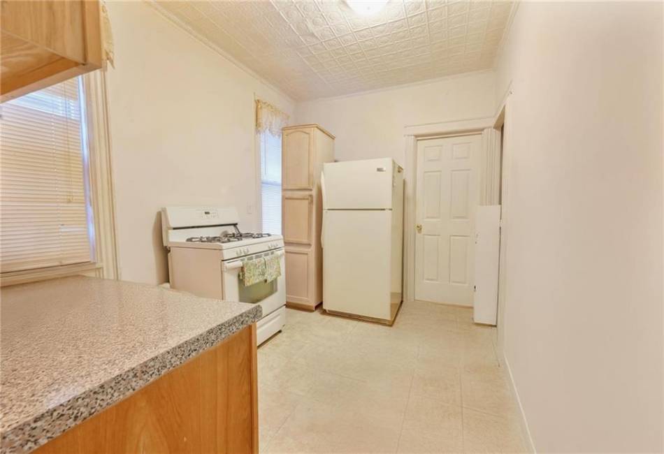 1045 73rd Street, Brooklyn, New York 11228, 5 Bedrooms Bedrooms, ,3 BathroomsBathrooms,Residential,For Sale,73rd,488278