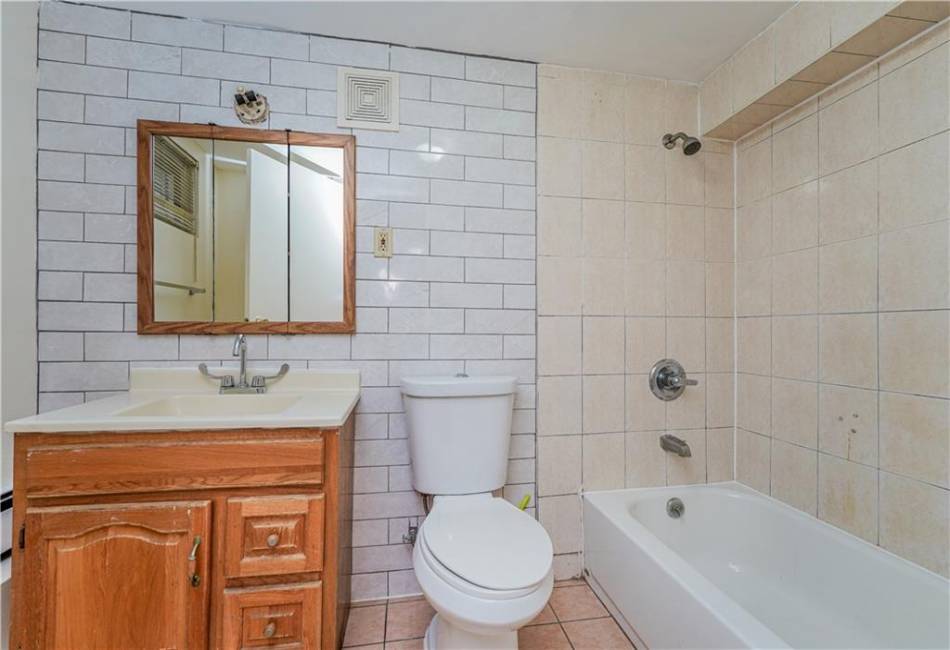 1915 12th Street, Brooklyn, New York 11223, 5 Bedrooms Bedrooms, ,3 BathroomsBathrooms,Residential,For Sale,12th,488288