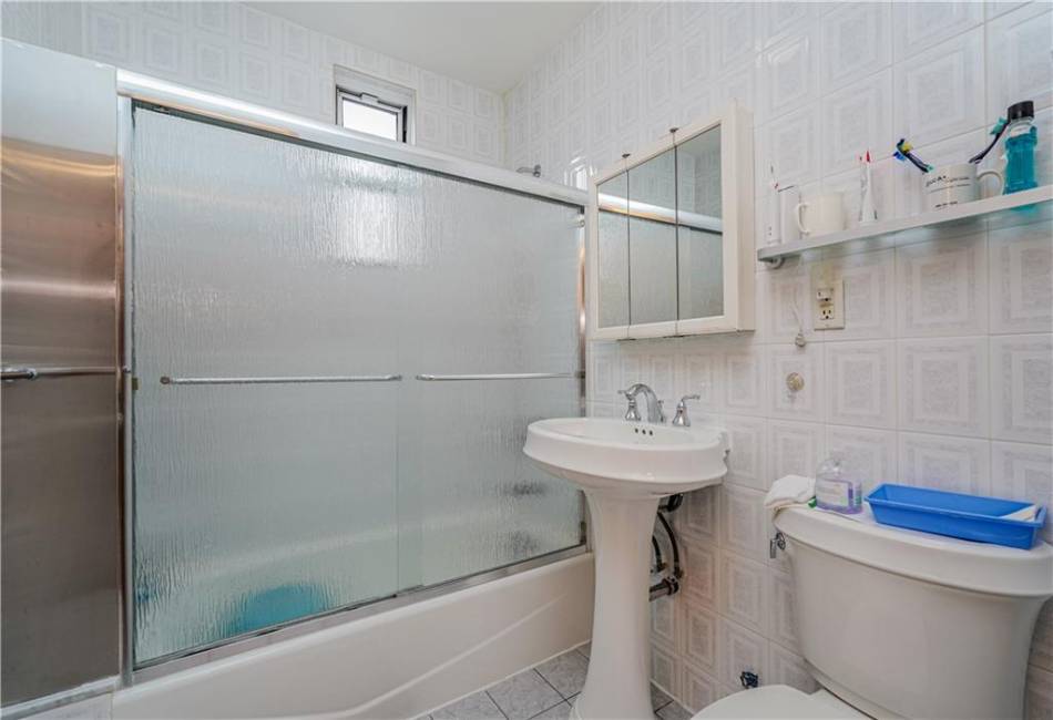 1915 12th Street, Brooklyn, New York 11223, 5 Bedrooms Bedrooms, ,3 BathroomsBathrooms,Residential,For Sale,12th,488288