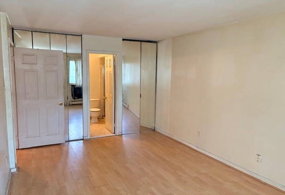 1229 80th Street, Brooklyn, New York 11236, 2 Bedrooms Bedrooms, ,2 BathroomsBathrooms,Residential,For Sale,80th,488284