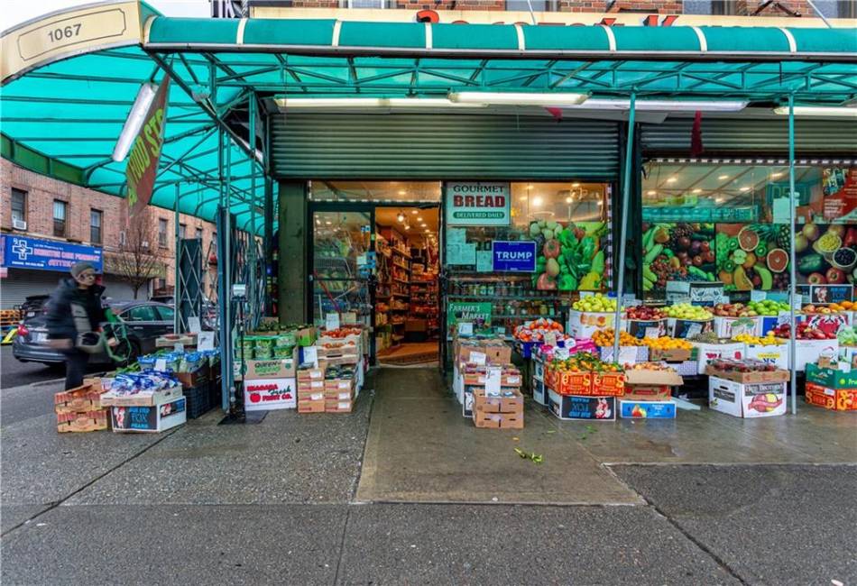 1067 Brighton Beach Avenue, Brooklyn, New York 11235, ,Commercial,For Sale,Brighton Beach,488301