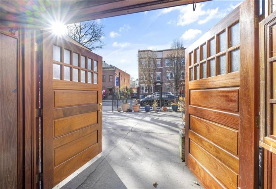 547 16th Street, Brooklyn, New York 11215, ,Residential,For Sale,16th,488298