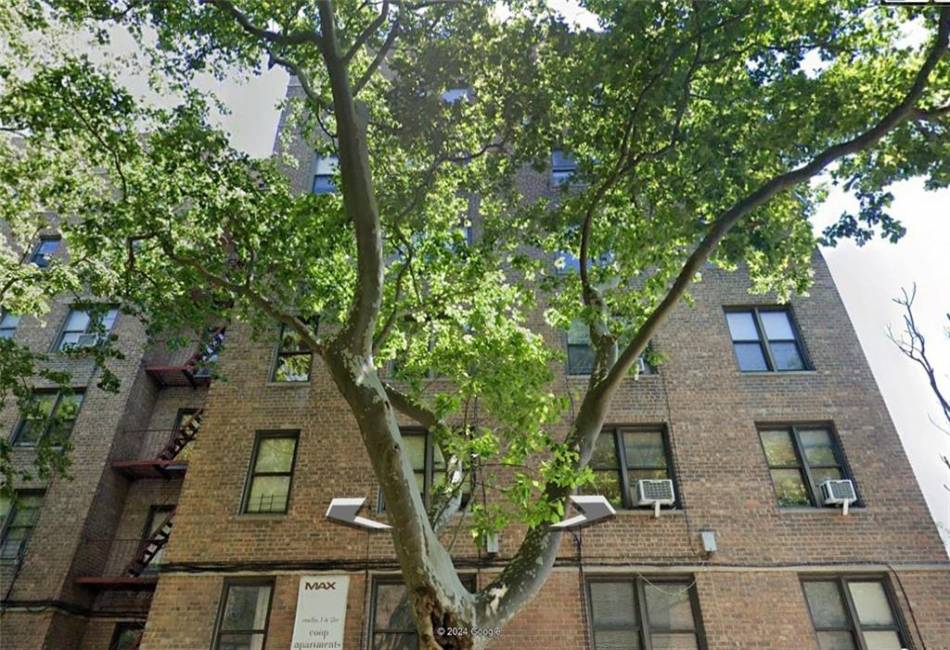 285 35th Street, Brooklyn, New York 11203, 1 Bedroom Bedrooms, ,1 BathroomBathrooms,Residential,For Sale,35th,488311