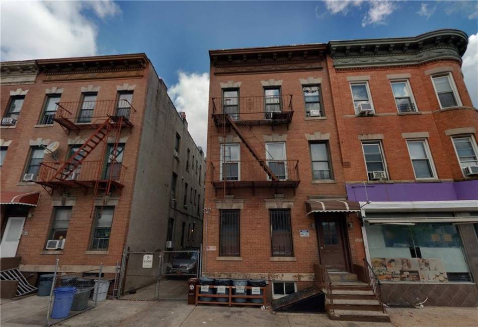 881 39th Street, Brooklyn, New York 11232, 11 Bedrooms Bedrooms, ,6 BathroomsBathrooms,Residential,For Sale,39th,488316