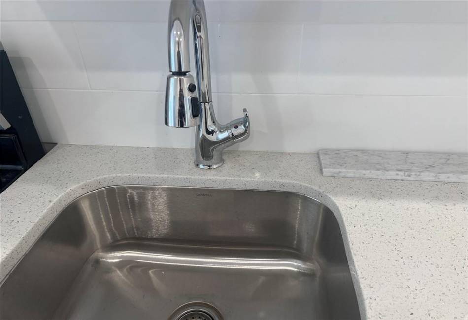 1171 86th Street, Brooklyn, New York 11228, 2 Bedrooms Bedrooms, ,3 BathroomsBathrooms,Residential,For Sale,86th,485321