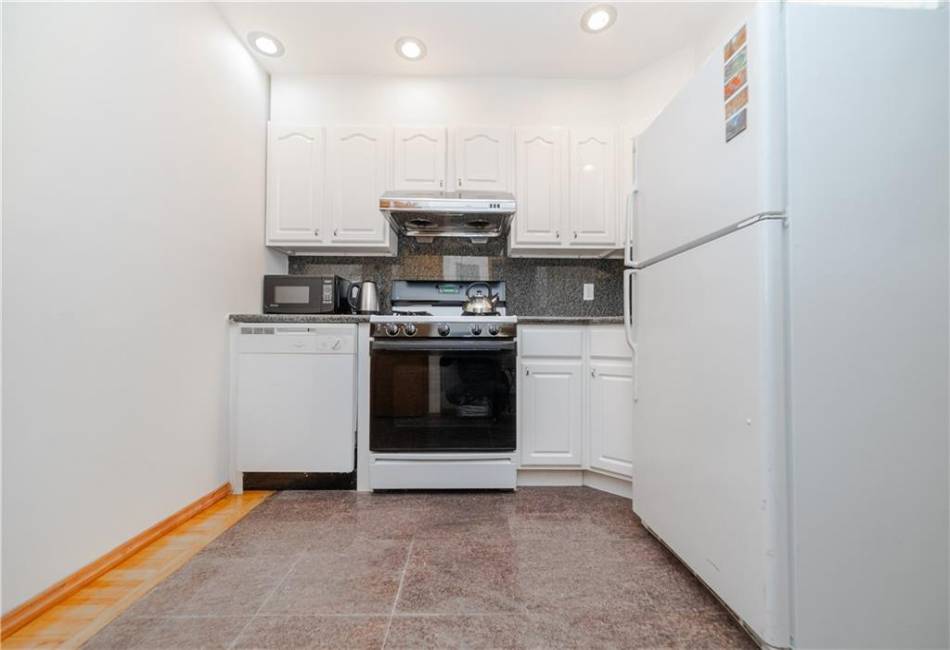 1749 16th Street, Brooklyn, New York 11229, 1 Bedroom Bedrooms, ,1 BathroomBathrooms,Residential,For Sale,16th,488283