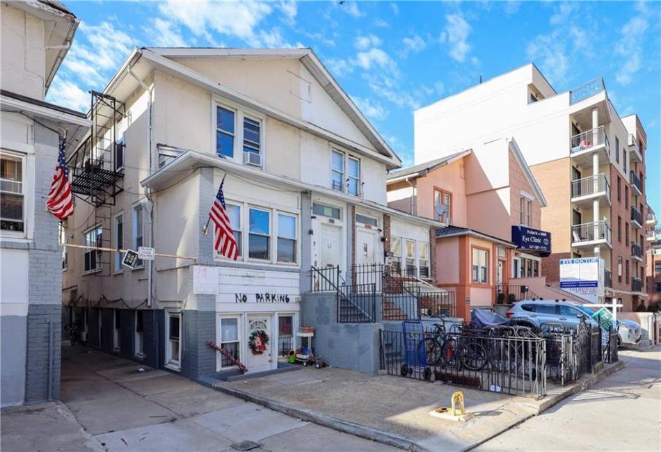 3022 Brighton 6th Street, Brooklyn, New York 11235, ,Residential,For Sale,Brighton 6th,488318