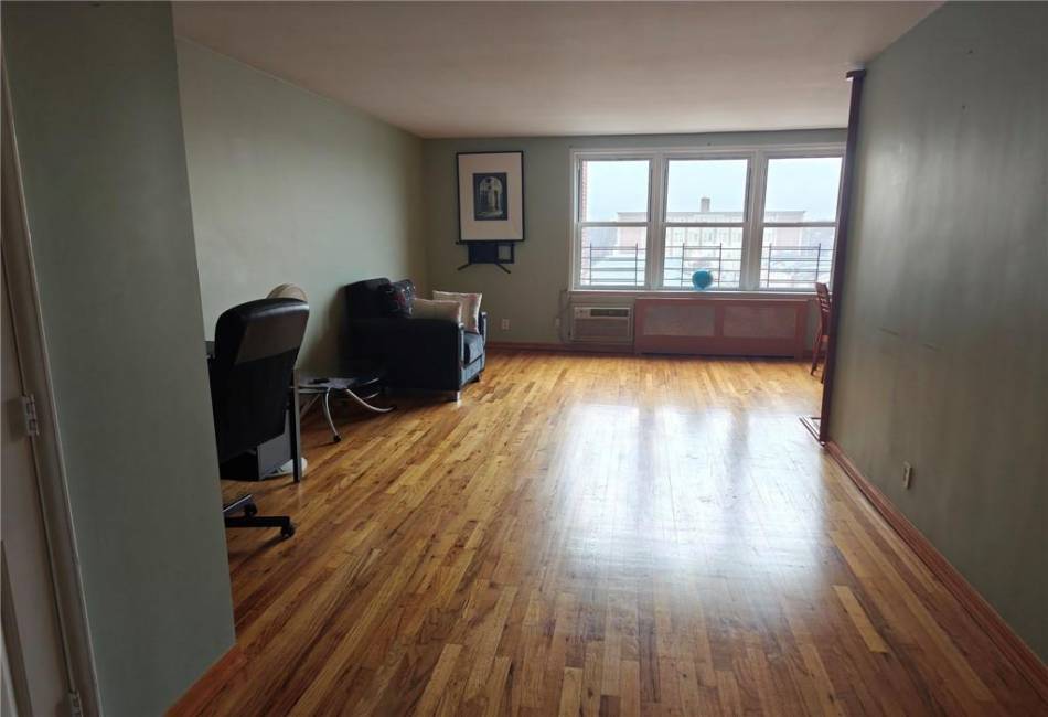 7000 Bay Parkway, Brooklyn, New York 11204, 1 Bedroom Bedrooms, ,1 BathroomBathrooms,Residential,For Sale,Bay,488321