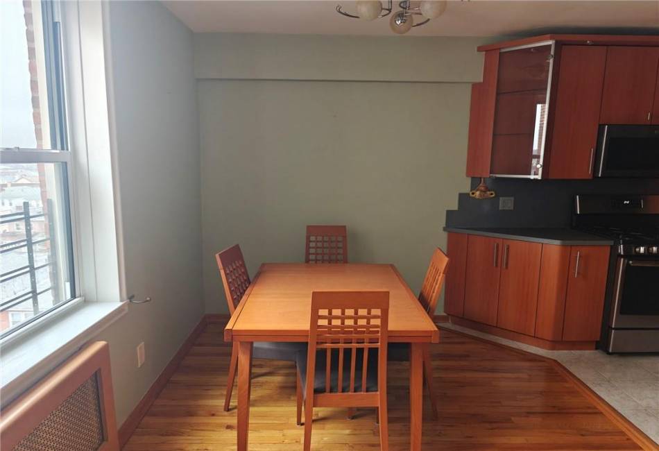 7000 Bay Parkway, Brooklyn, New York 11204, 1 Bedroom Bedrooms, ,1 BathroomBathrooms,Residential,For Sale,Bay,488321