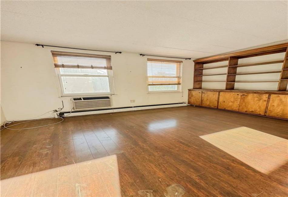 2560 Frederick Douglass Boulevard, New York, New York 10030, 2 Bedrooms Bedrooms, ,2 BathroomsBathrooms,Residential,For Sale,Frederick Douglass,488215