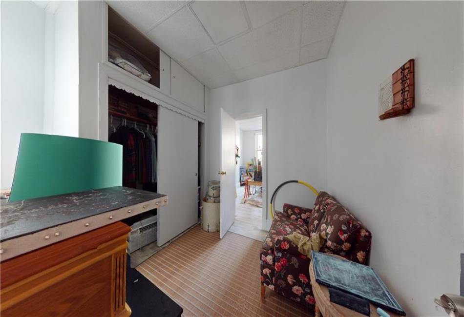 248 Saint Nicholas Avenue, Brooklyn, New York 11237, 11 Bedrooms Bedrooms, ,3 BathroomsBathrooms,Residential,For Sale,Saint Nicholas,488317