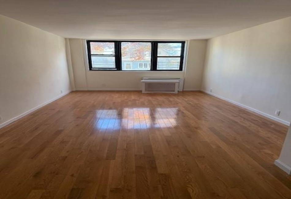 145 Lincoln Avenue, Staten Island, New York 10306, 2 Bedrooms Bedrooms, ,1 BathroomBathrooms,Residential,For Sale,Lincoln,488332