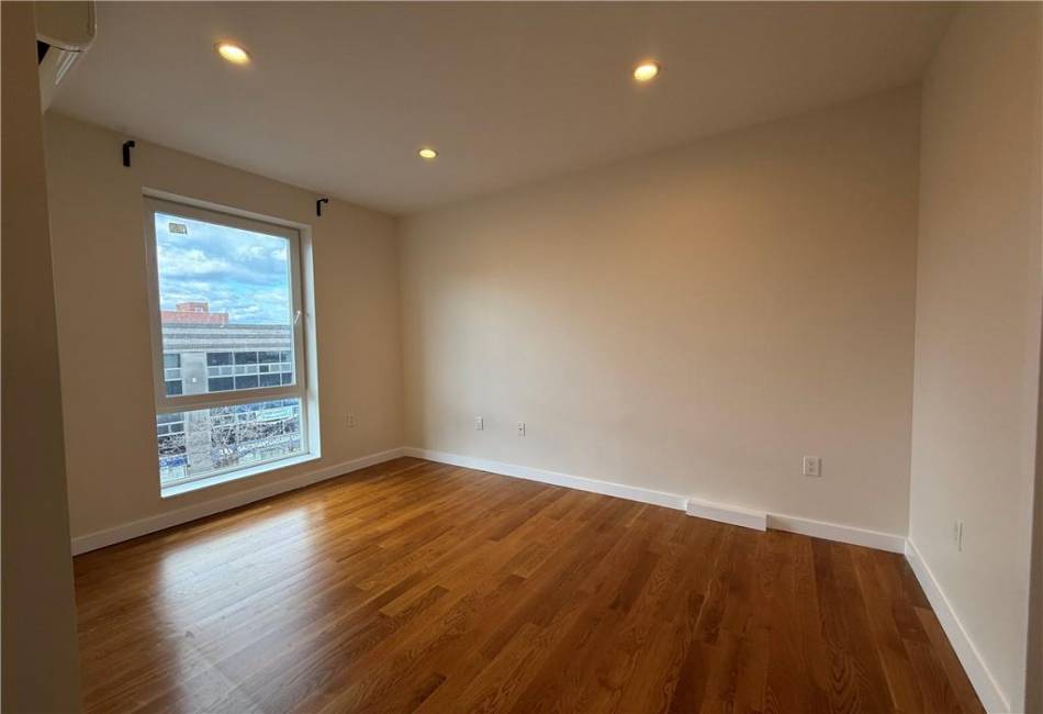 8629 Bay Parkway, Brooklyn, New York 11214, 2 Bedrooms Bedrooms, ,2 BathroomsBathrooms,Residential,For Sale,Bay,488349