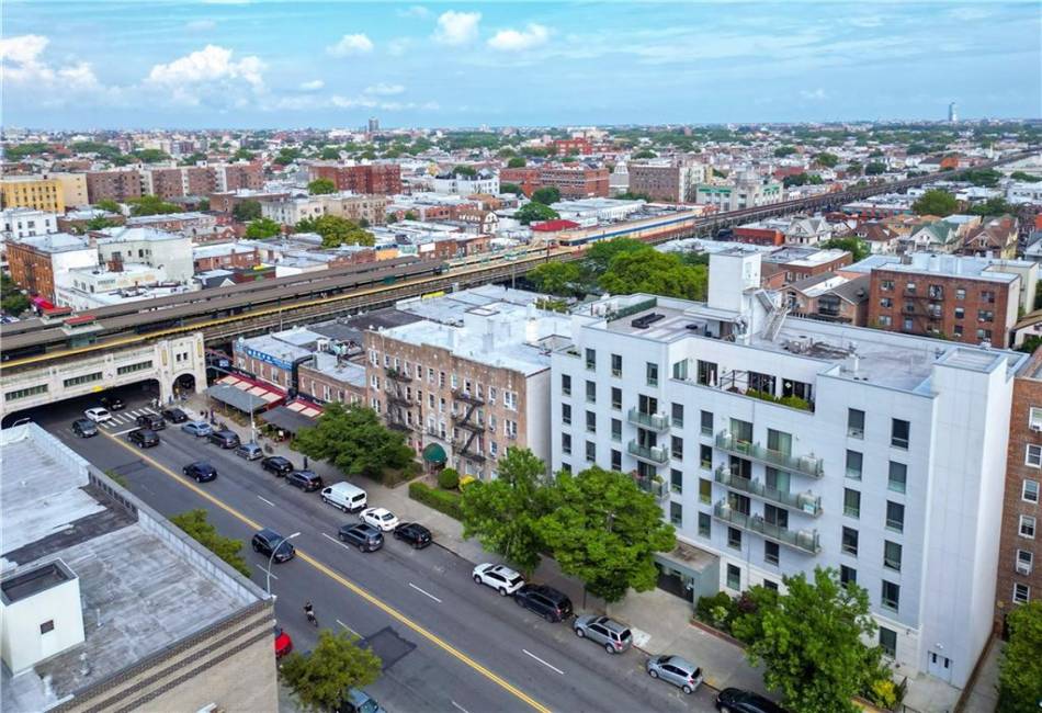 8629 Bay Parkway, Brooklyn, New York 11214, 2 Bedrooms Bedrooms, ,2 BathroomsBathrooms,Residential,For Sale,Bay,488349