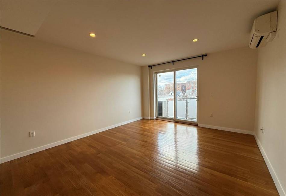 8629 Bay Parkway, Brooklyn, New York 11214, 2 Bedrooms Bedrooms, ,2 BathroomsBathrooms,Residential,For Sale,Bay,488349