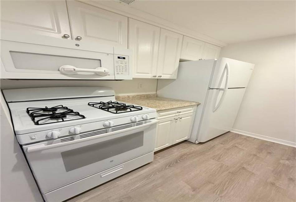 34 Bay Ridge Avenue, Brooklyn, New York 11220, 1 Bedroom Bedrooms, ,1 BathroomBathrooms,Residential,For Sale,Bay Ridge,488352