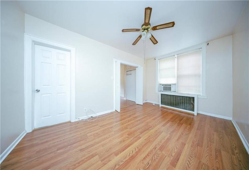 1143 70th Street, Brooklyn, New York 11228, 7 Bedrooms Bedrooms, ,4 BathroomsBathrooms,Residential,For Sale,70th,488353