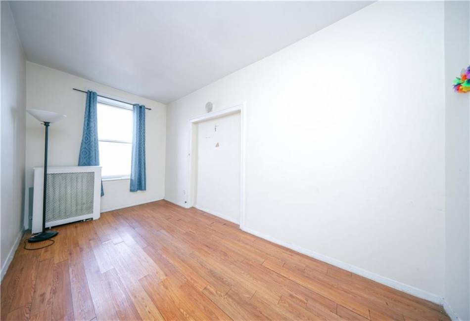 1143 70th Street, Brooklyn, New York 11228, 7 Bedrooms Bedrooms, ,4 BathroomsBathrooms,Residential,For Sale,70th,488353