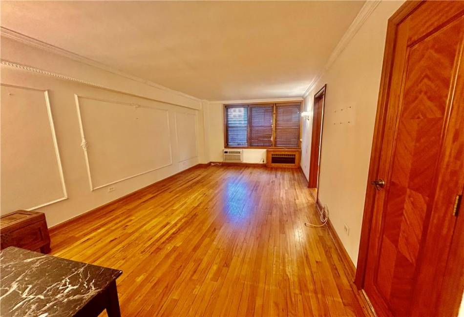 1625 Emmons Avenue, Brooklyn, New York 11235, 1 Bedroom Bedrooms, ,1 BathroomBathrooms,Residential,For Sale,Emmons,488369