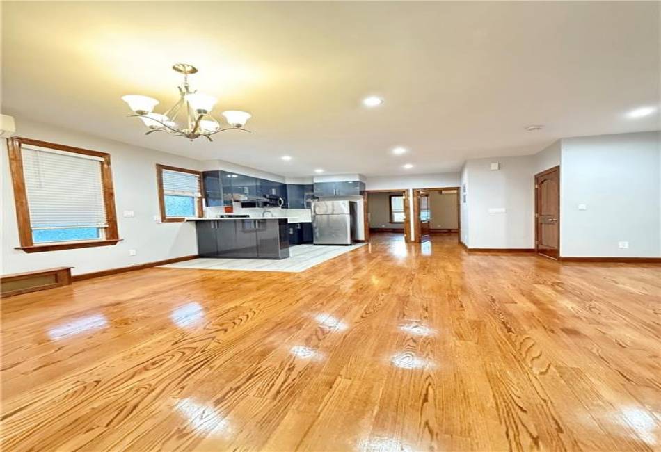 2514 24th Street, Brooklyn, New York 11235, 4 Bedrooms Bedrooms, ,2 BathroomsBathrooms,Rental,For Sale,24th,488371