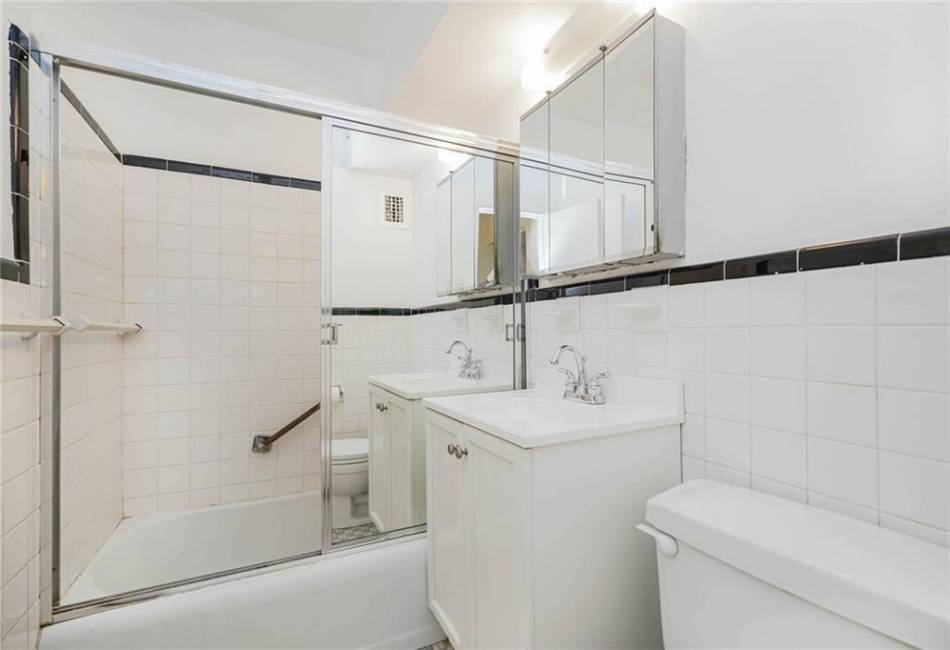 2630 Cropsey Avenue, Brooklyn, New York 11214, 1 Bedroom Bedrooms, ,1 BathroomBathrooms,Residential,For Sale,Cropsey,488376