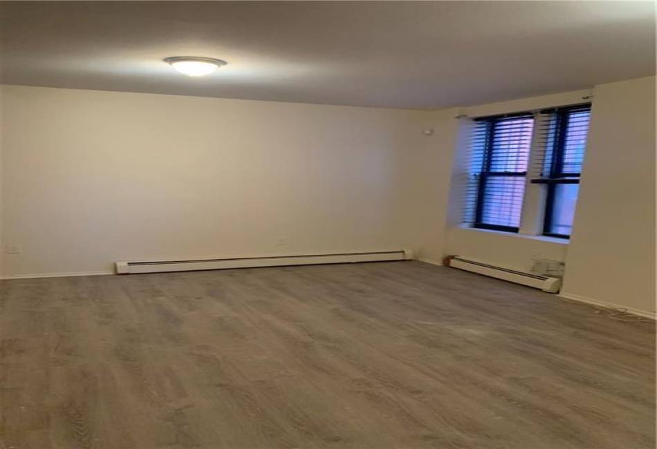 983 Dumont Avenue, Brooklyn, New York 11208, 2 Bedrooms Bedrooms, ,1 BathroomBathrooms,Rental,For Sale,Dumont,488302