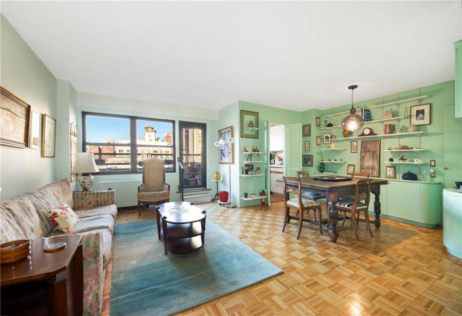 520 81st Street, Manhattan, New York 10028, 1 Bedroom Bedrooms, ,1 BathroomBathrooms,Residential,For Sale,81st,488396