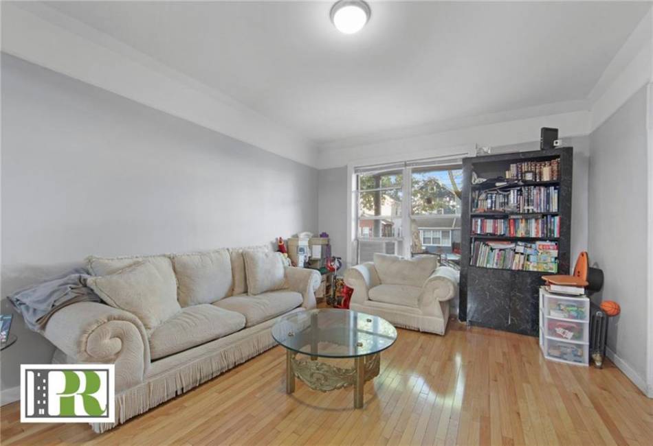 960 32nd Street, Brooklyn, New York 11210, 4 Bedrooms Bedrooms, ,3 BathroomsBathrooms,Residential,For Sale,32nd,488404