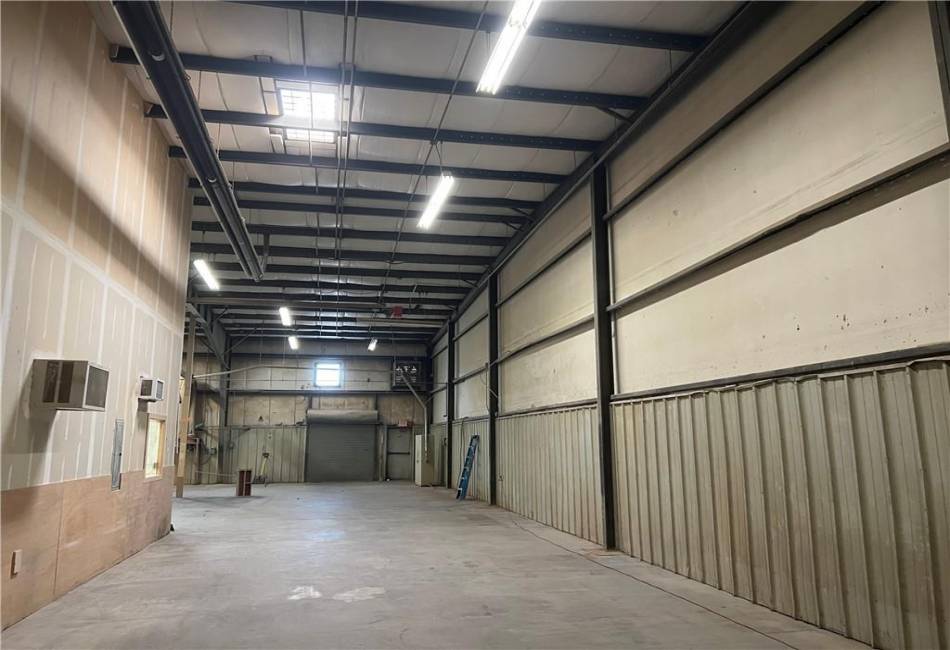 205 Industrial Loop, Staten Island, New York 10309, ,Rental,For Sale,Industrial,488405