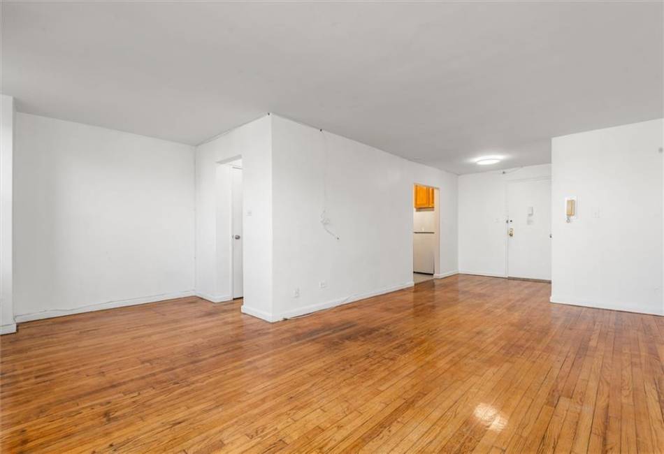 2035 7th Street, Brooklyn, New York 11223, ,1 BathroomBathrooms,Residential,For Sale,7th,488418