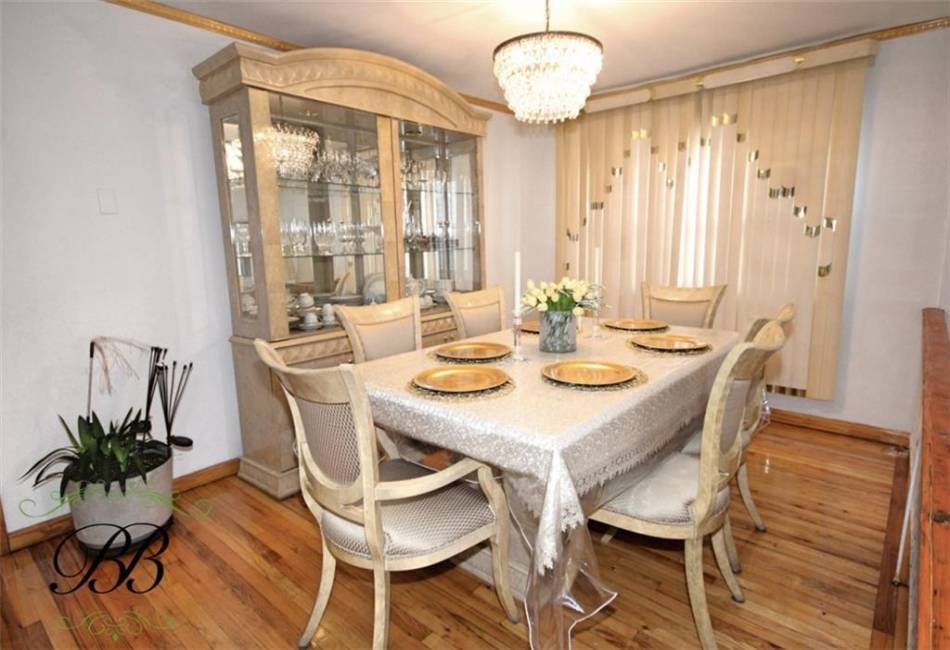 10811 Flatlands 7th Street, Brooklyn, New York 11236, 3 Bedrooms Bedrooms, ,4 BathroomsBathrooms,Residential,For Sale,Flatlands 7th,488432