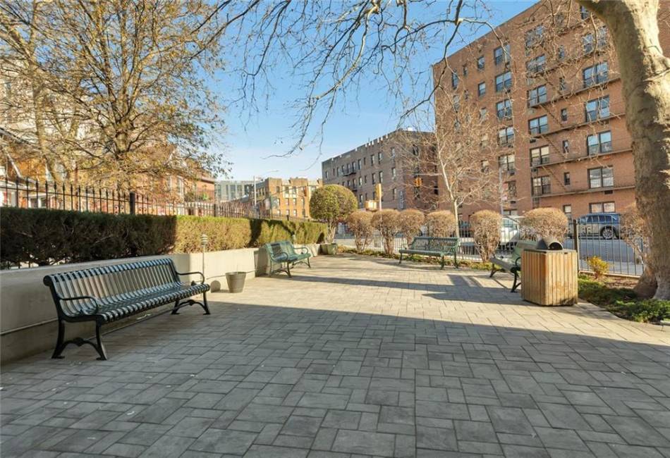 9902 3rd Avenue, Brooklyn, New York 11209, 2 Bedrooms Bedrooms, ,1 BathroomBathrooms,Residential,For Sale,3rd,488453