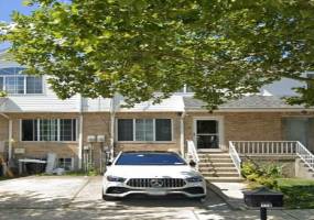 118 Radford Street, Staten Island, New York 10314, 3 Bedrooms Bedrooms, ,2 BathroomsBathrooms,Residential,For Sale,Radford,488454