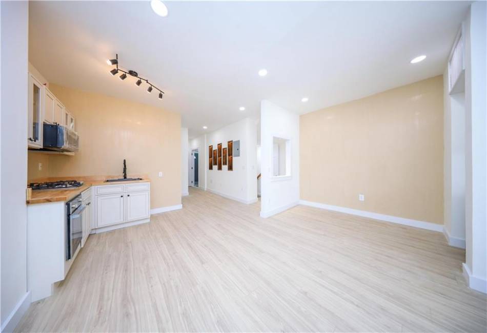 168A 26th Street, Brooklyn, New York 11232, 4 Bedrooms Bedrooms, ,2 BathroomsBathrooms,Residential,For Sale,26th,488455